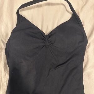 Black DFYNE Impact Strappy Top